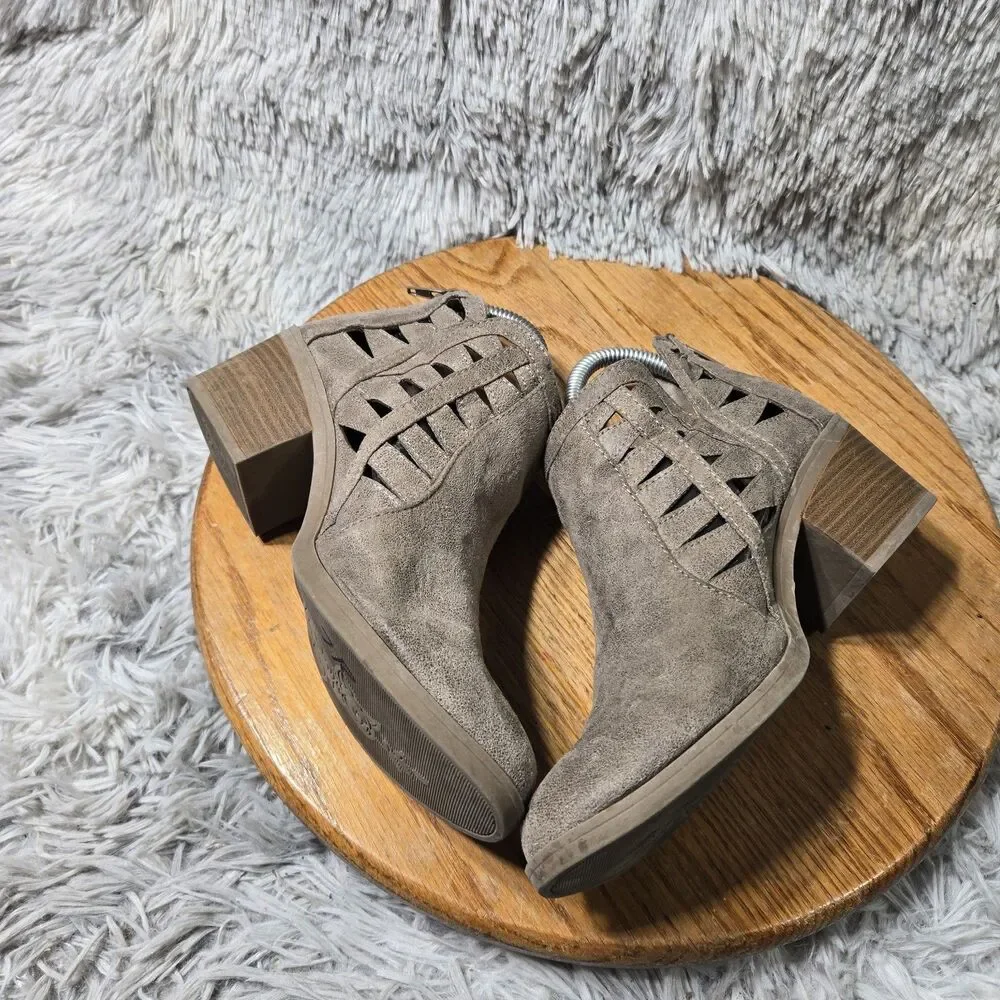 A New Day Cutout Graystone Bohemian Ankle Bootie Boots Womens 7M Retro Synthetic
